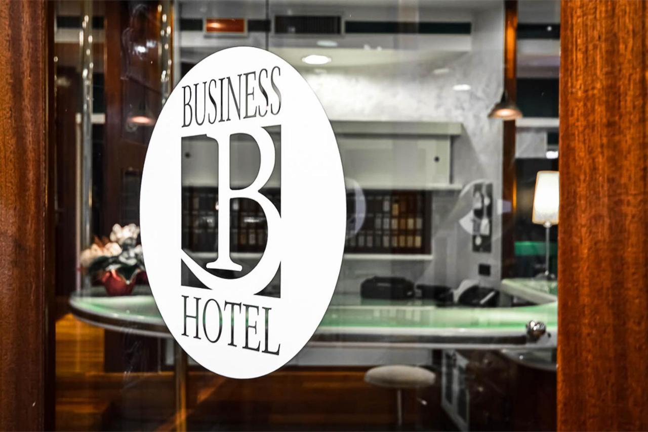 Business 3*